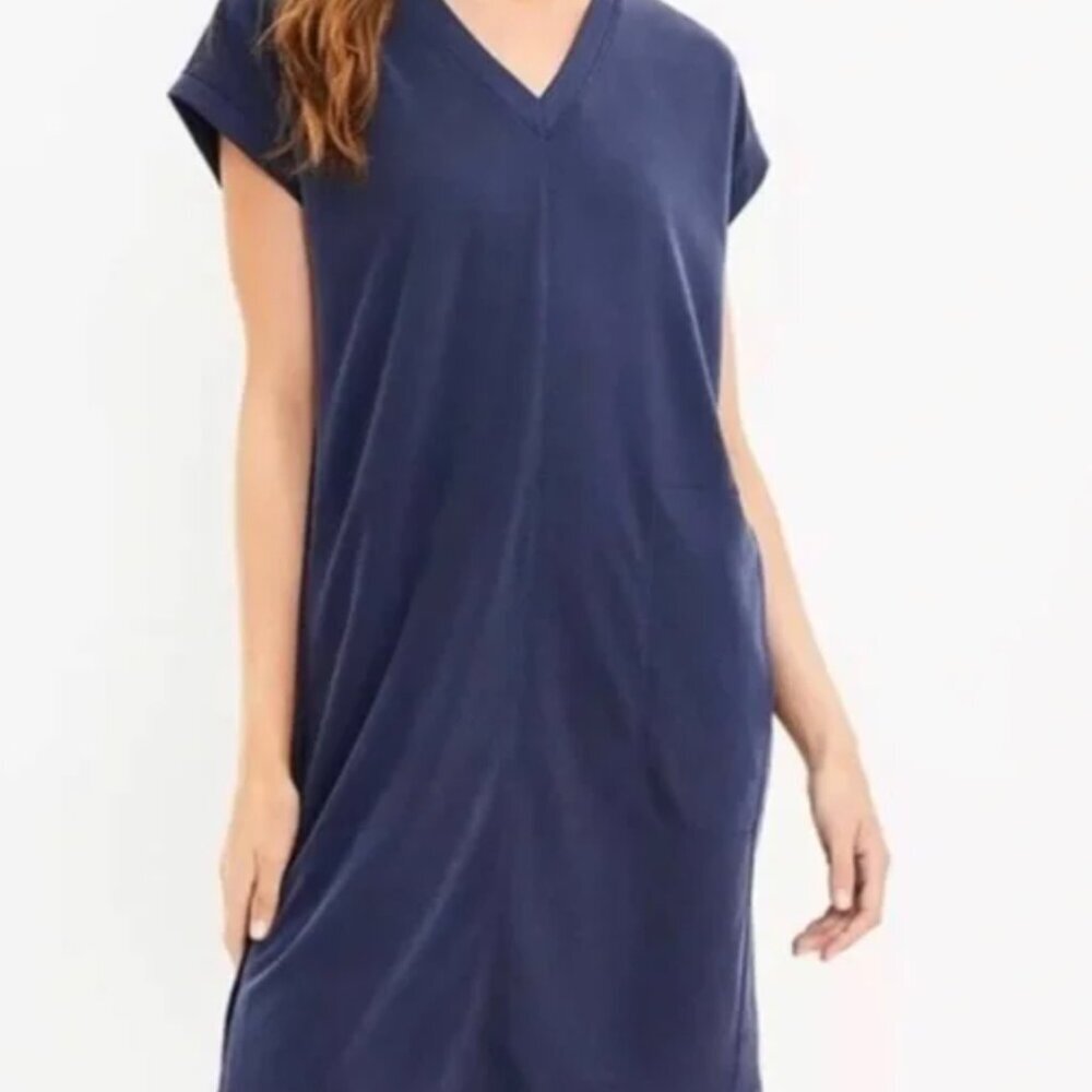 🔥 4 for $20 DEAL 🔥 Stylus Navy Blue V-Neck Shift Dress Medium